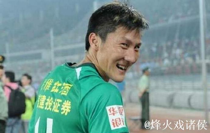 看看当年中超与 戴琳周挺相互咆哮的一幕 看看当年中超与 戴琳周挺相互咆哮的一幕