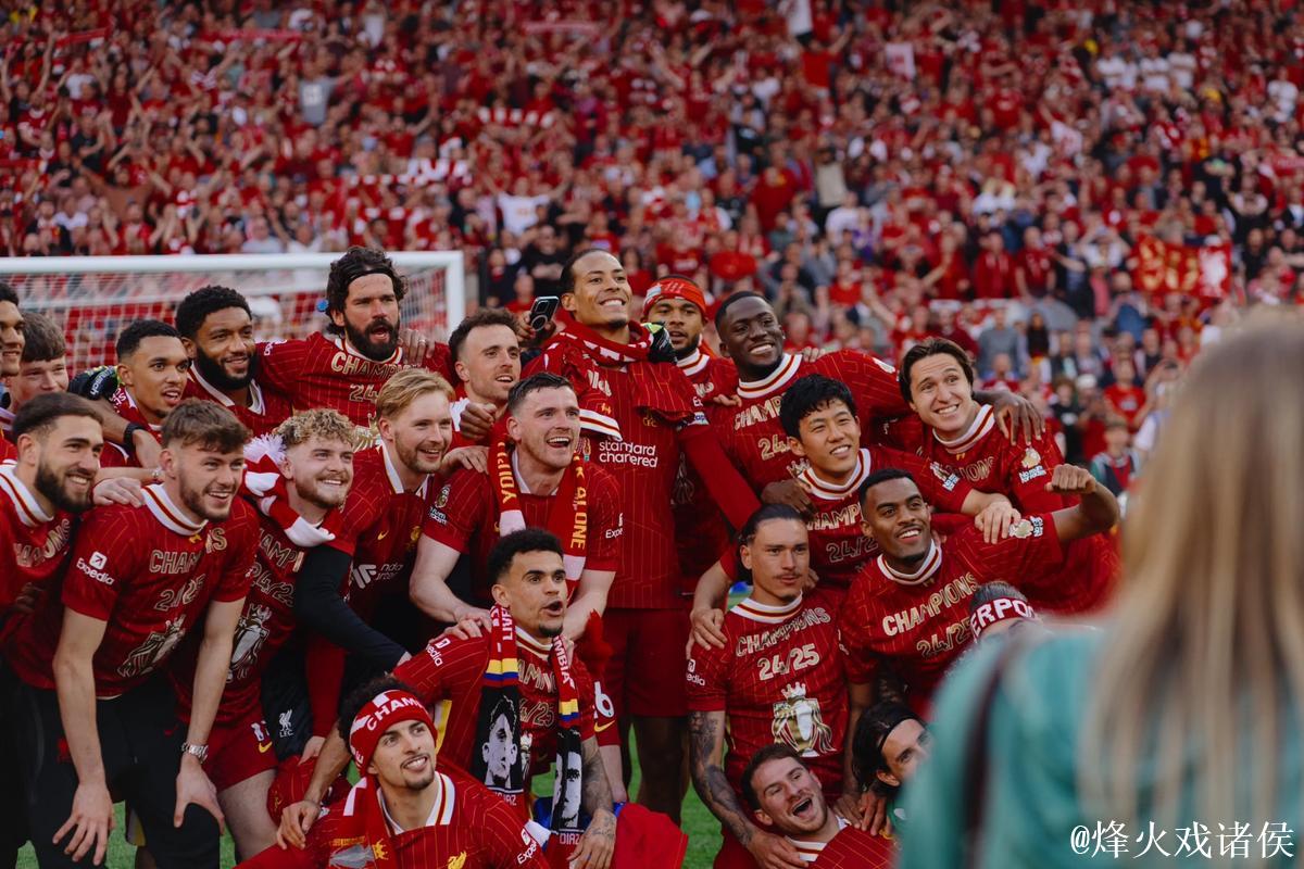 迪马尔科:利物浦随时都能制造威胁,他们全队都 迪马尔科:利物浦随时都能制造威胁,他们全队都