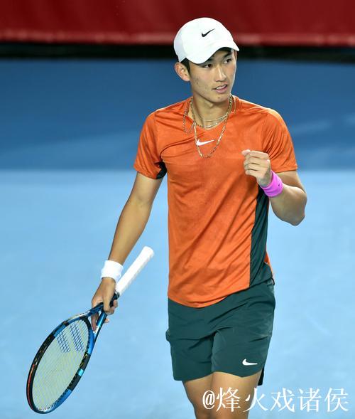 香港赛商竣程因身体不适退赛 锦织圭将与穆勒争冠